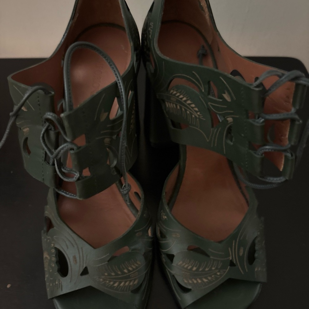 Emporio Armani green leather cut out sandals .